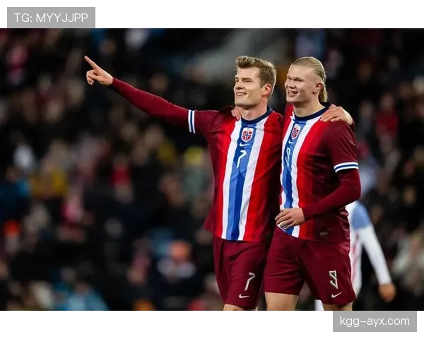 哈兰德头球建功尽显王者风范，助球队力克对手