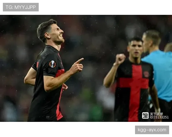 奥格斯堡锋线火力全开,状态回暖延续强势表现 奥格斯堡锋线火力全开,状态回暖延续强势表现